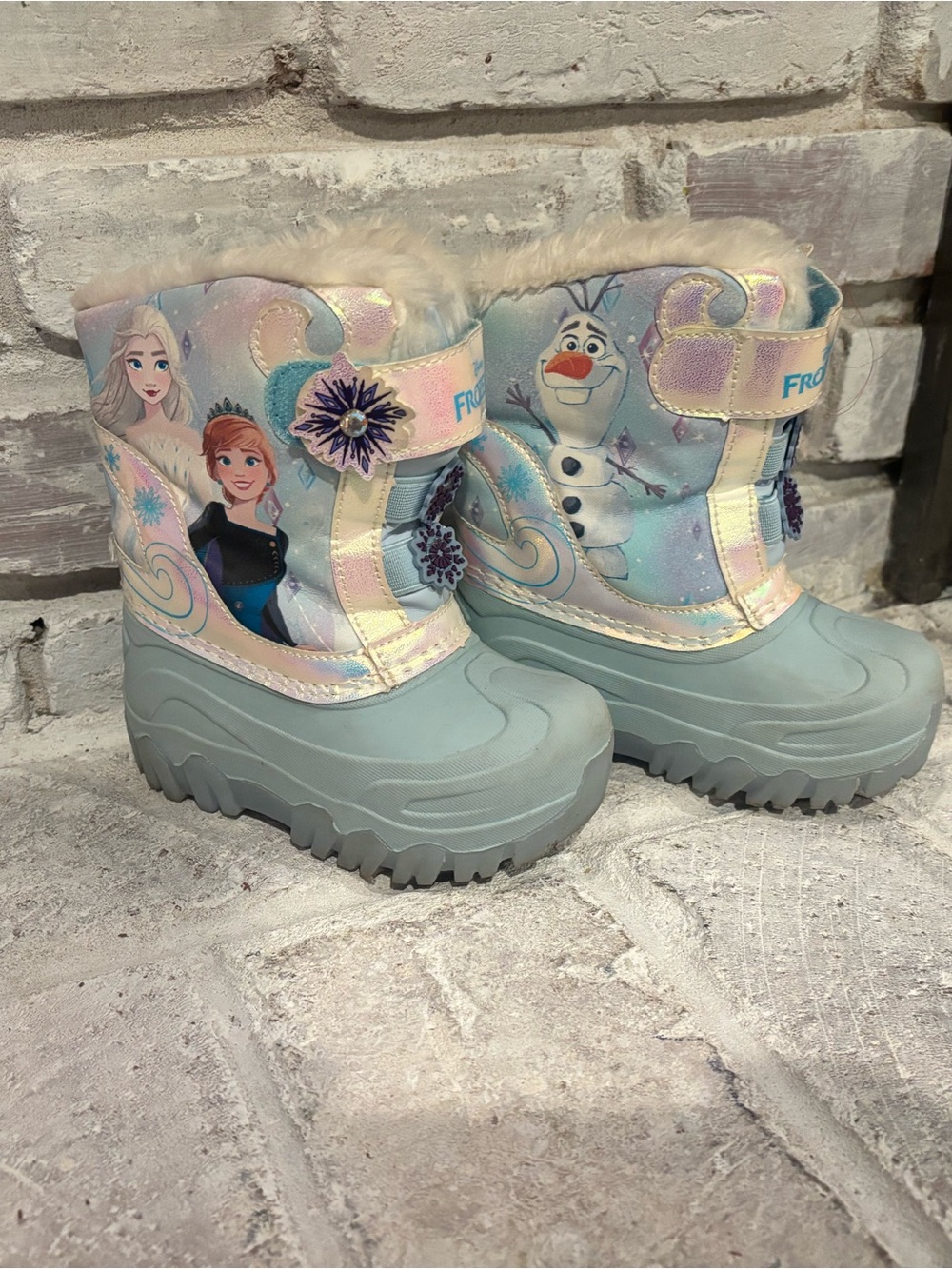 Disney Frozen Light Blue and Cream Girls' Winter Boots with Faux Fur Trim